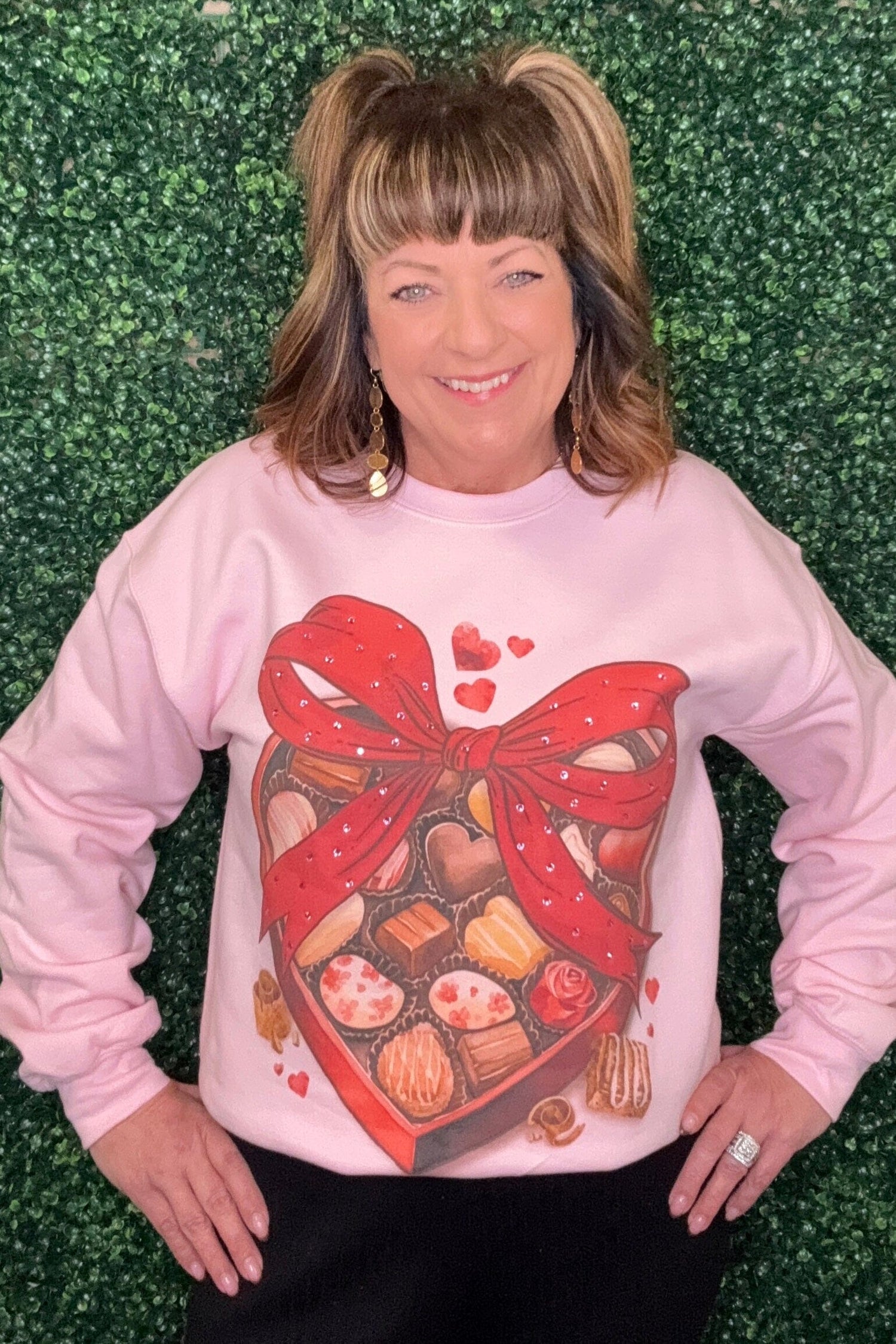 Box of Valentine Rhinestone Graphic Tee MISSY BASIC KNIT SUGAR STITCH 