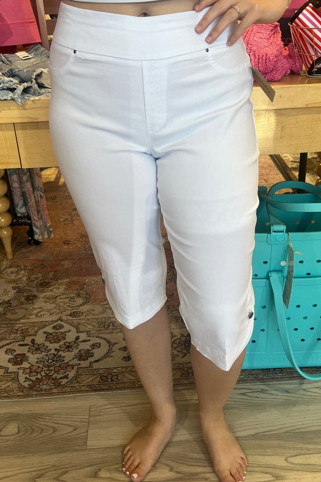 Pull On Short All w/Scalloped Legs BOTTOMS SOUTHERN LADY