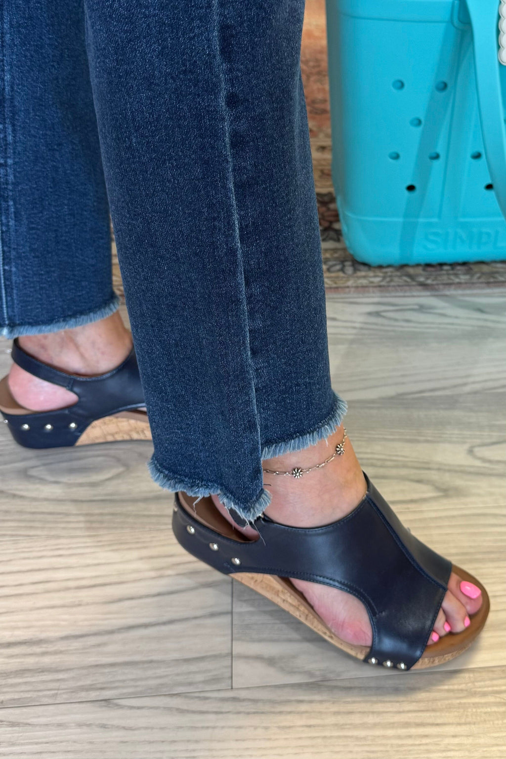 High Waist Dark Wash Kick Flare JEANS JUDY BLUE 