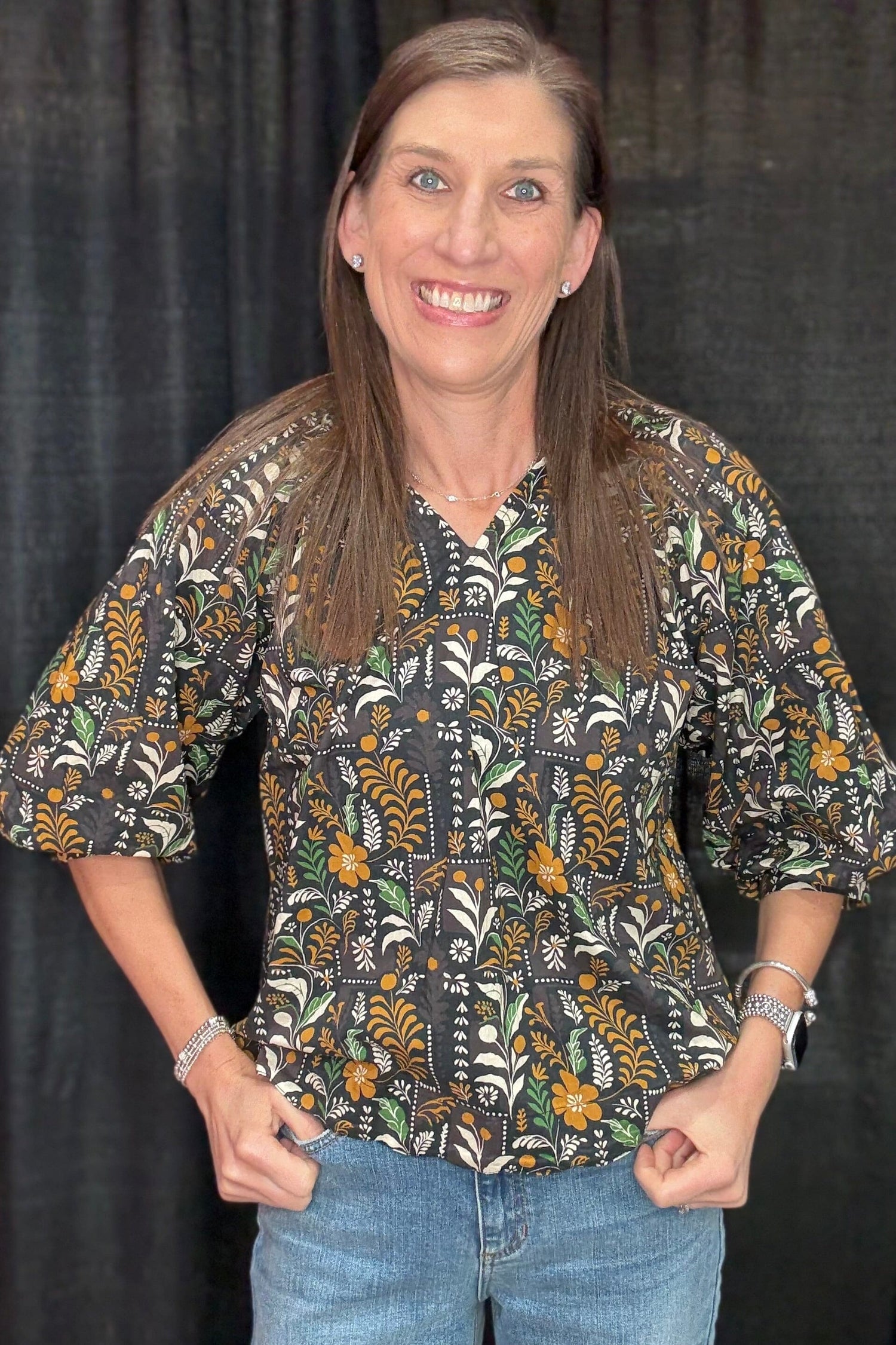 Short Sleeve V-Neck Printed Top JR TOP DRESSY UMGEE 