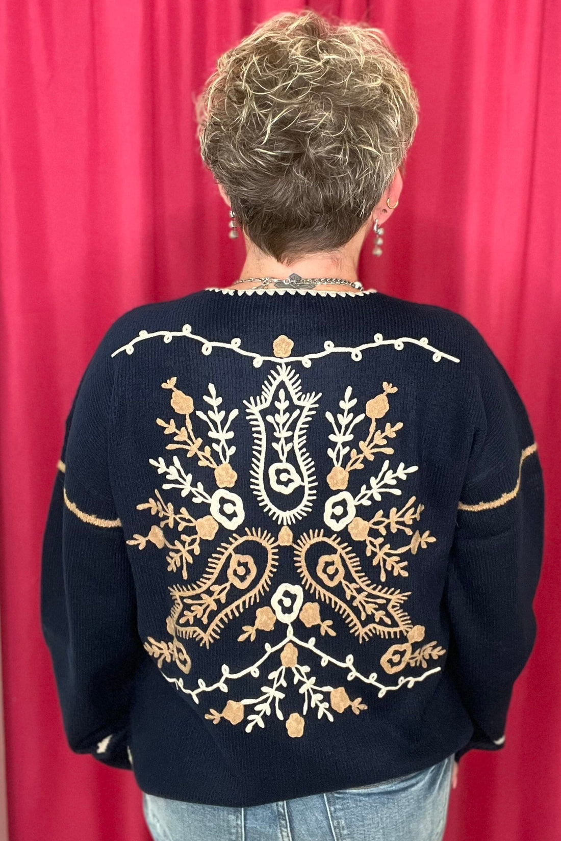 Notched Neck Rib Embroidered Sweater MISSY TOP SPECIAL CHARLIEB 