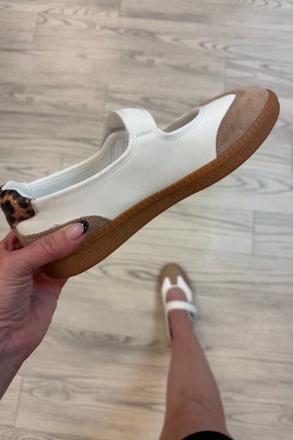 Calm Down Shoe SHOES CORKYS 