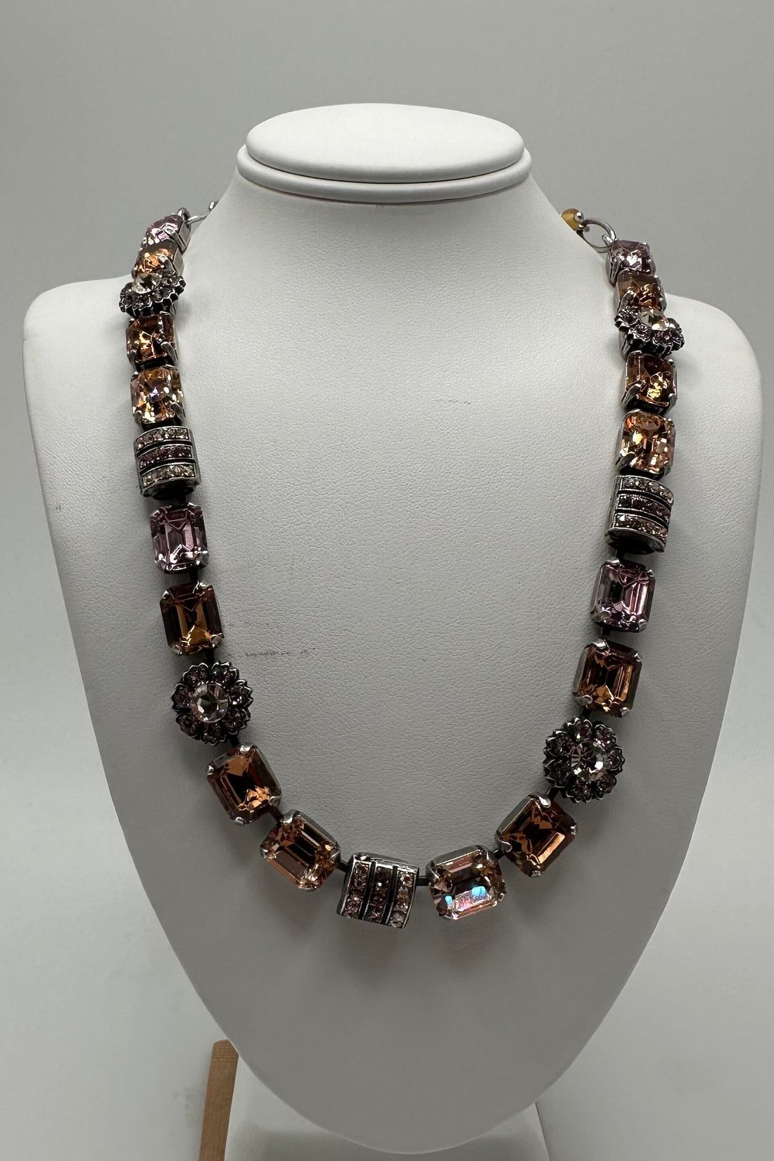 N-3099-1119-SP BETTERBRANDJEWELRY MICHALSMARIANA 