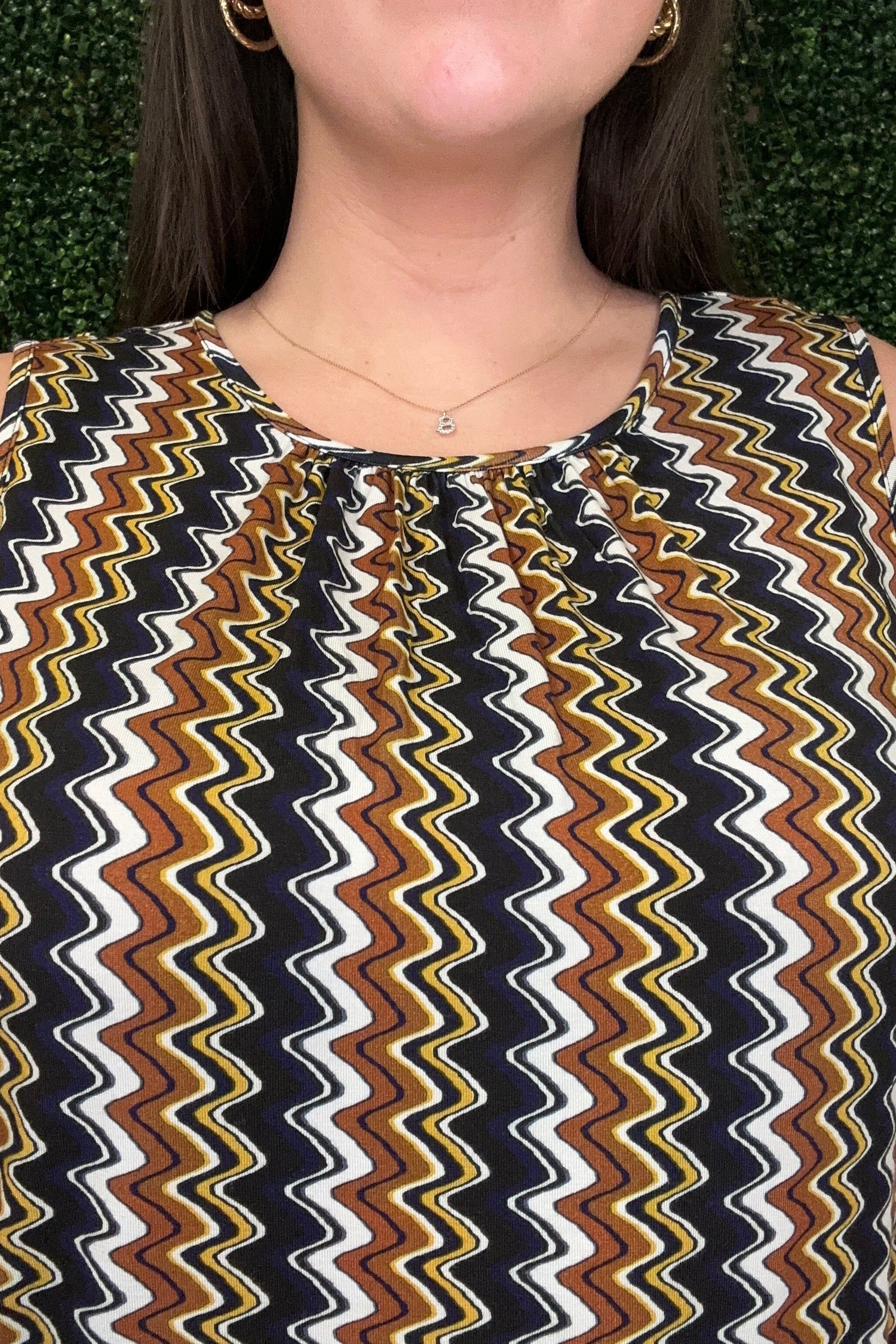 Sleeveless Knit Top w/Keyhole MISSY TOP SPECIAL LIVERPOOL 
