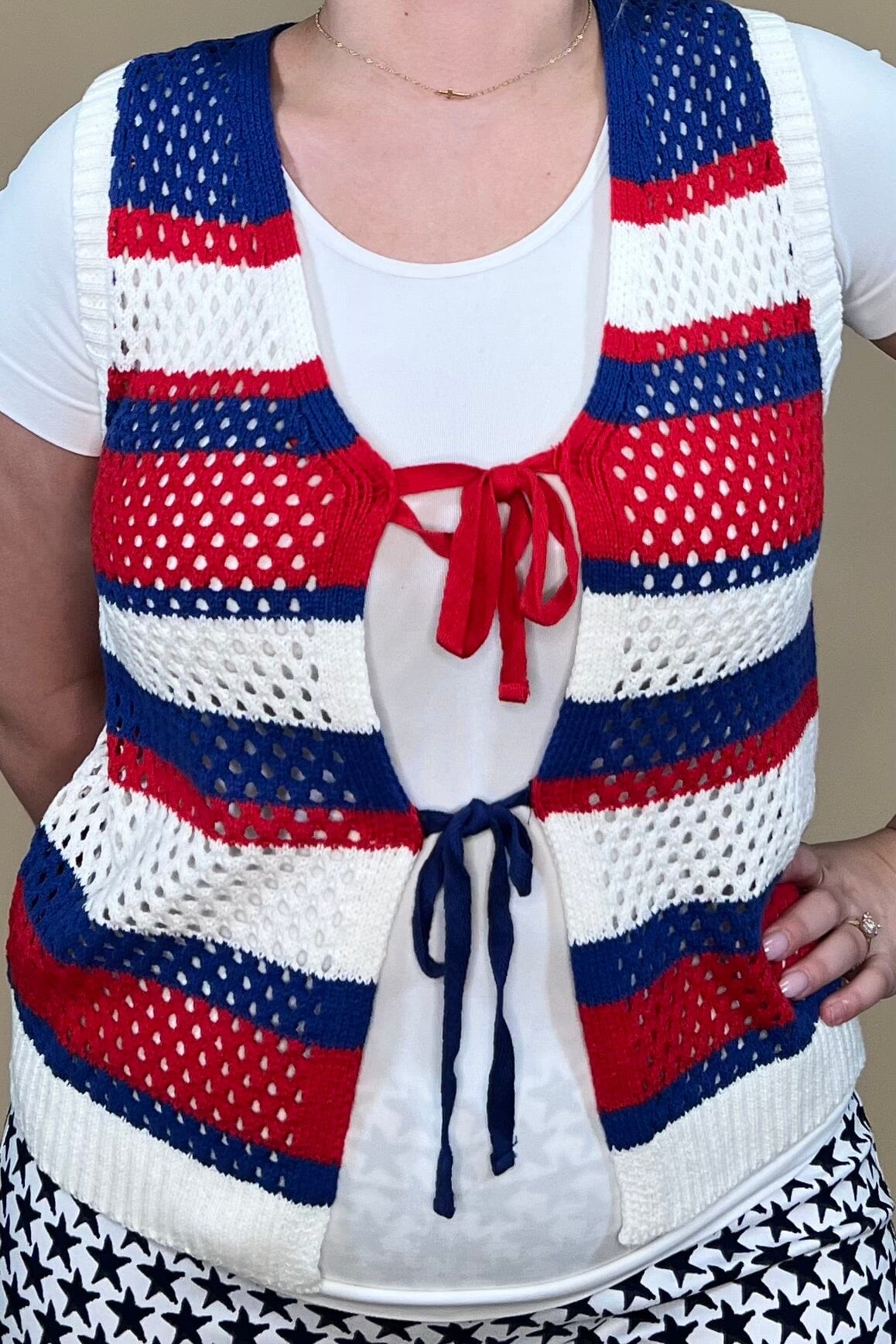 Americana Stripped Sweater Vest w/Bow Tie JRTOP CASUAL TOP SHE&amp;SKY 