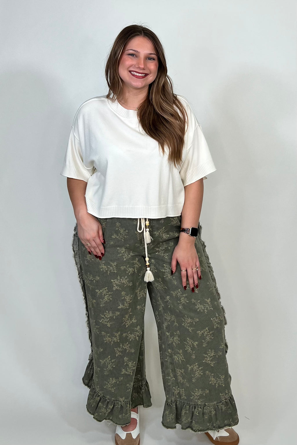 Ruffle Hem Floral Pant