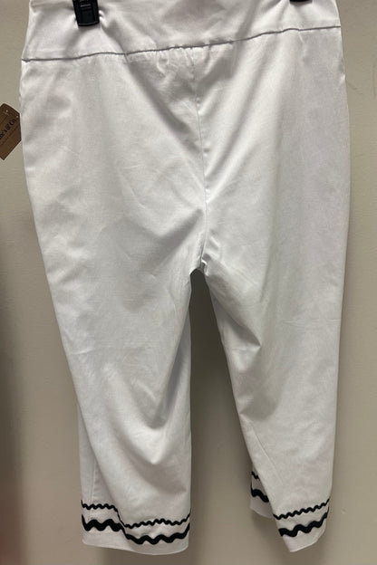 Pull On Crop Pant w/RickRack Detail BOTTOMS ZAC &amp; RACHEL 