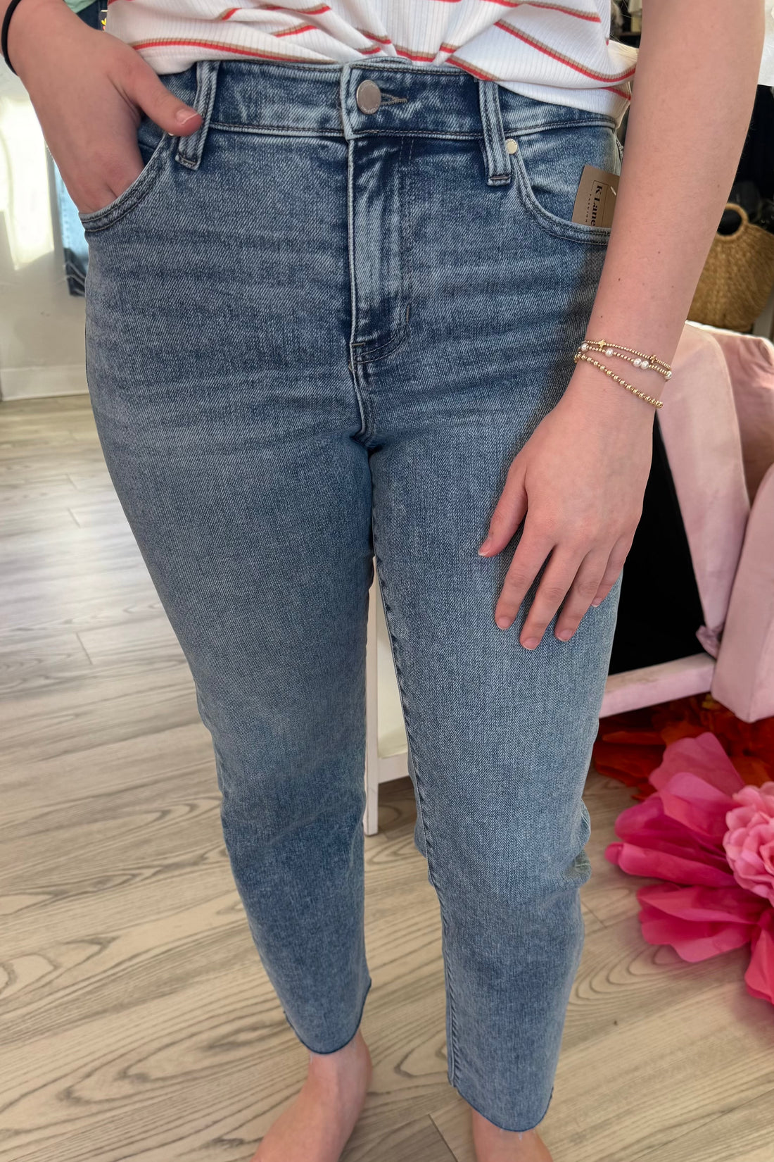 Liv Non-skinny Skinny With Cut Hem JEANS LIVERPOOL 