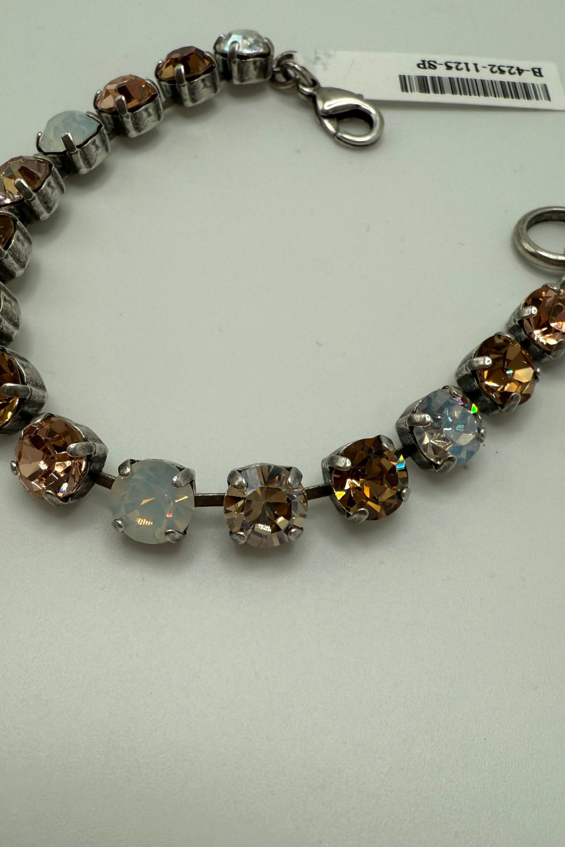 Medium Everyday Bracelet in &quot;Peace&quot; in Silver Plating BETTERBRANDJEWELRY Mariana 