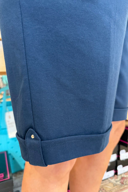 Pull On Short with Pockets and Cuff BOTTOMS SOUTHERN LADY 