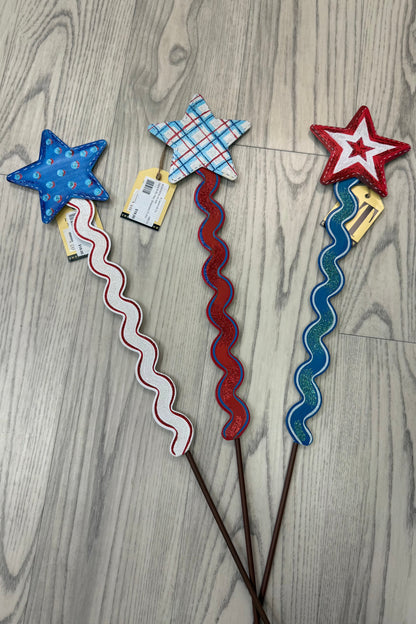 Stars &amp; Ric Rac Streamers GIFT/OTHER ROUNDTOP 