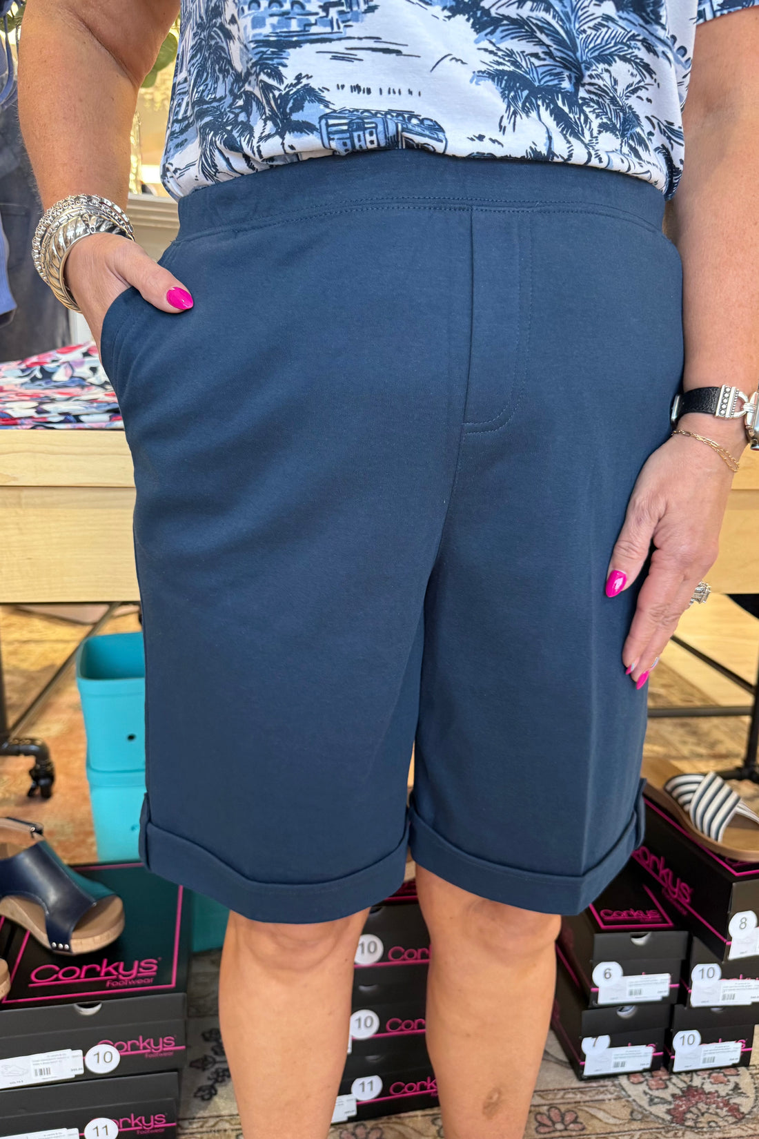 Pull On Short with Pockets and Cuff BOTTOMS SOUTHERN LADY