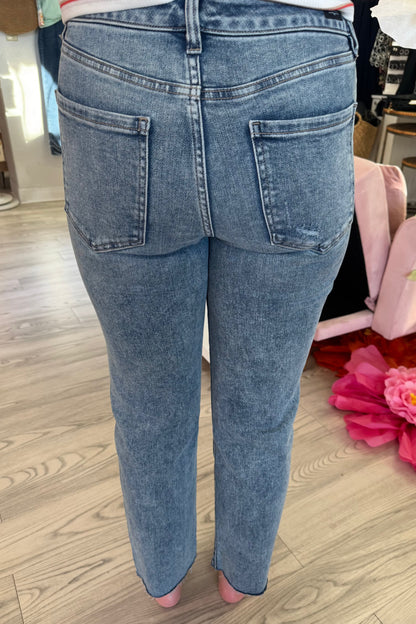Liv Non-skinny Skinny With Cut Hem JEANS LIVERPOOL 