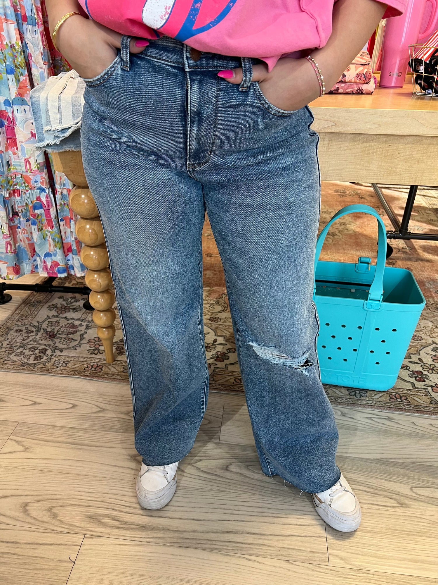 High Waist Wide Leg w/Distress 11&quot;/31&quot; JEANS JUDY BLUE 